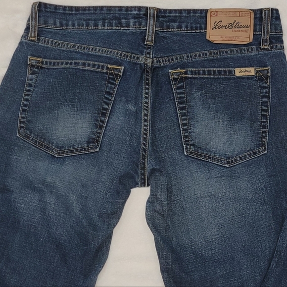 Levi Womens Blue Jeans - Picture 3 of 3